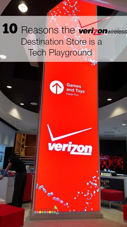 Verizon Destination Store Chicago: Interactive Tech Playground