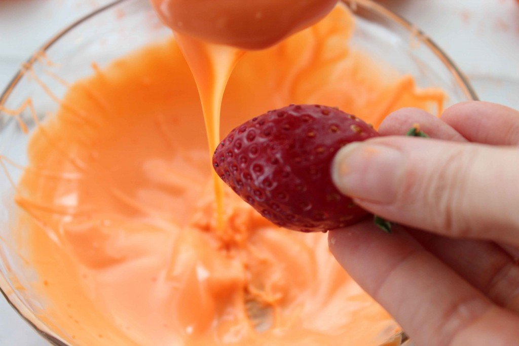 Preparation of Strawberry Carrots