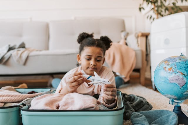 Tips for Easy Long Haul Flights with Kids